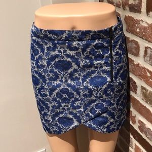 Zara blue floral skirt size xs